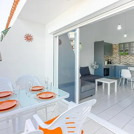 Apartment Aircon Heatedpool Modern Cristianos